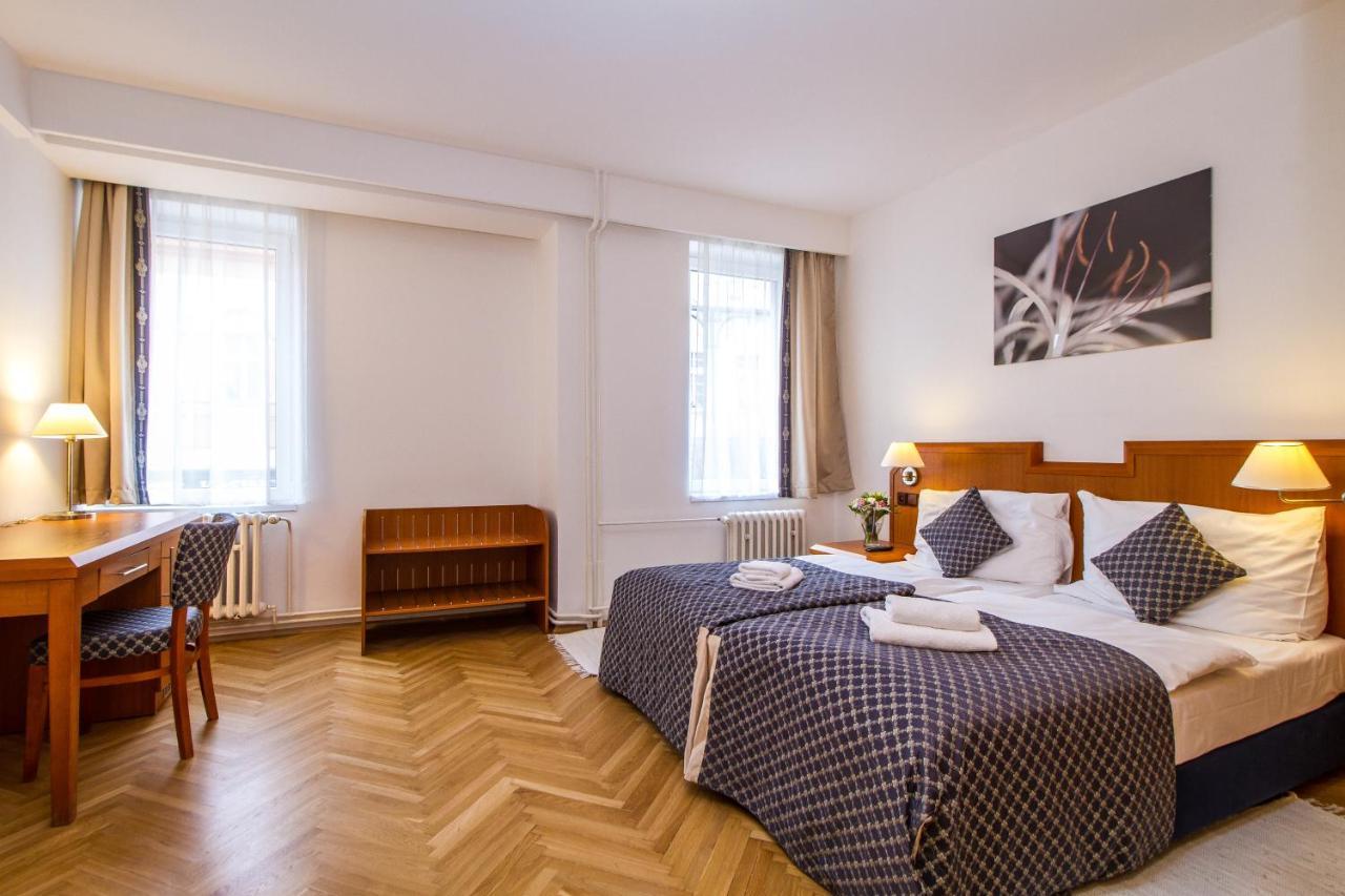 Lh Hotel Medinek Old Town Kutná Hora Εξωτερικό φωτογραφία